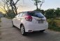Selling White Toyota Yaris 2017 in Plaridel-3