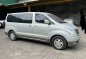 Selling White Hyundai Starex 2008 in Quezon City-2