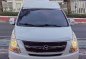 Pearl White Hyundai Starex 2015 for sale in Quezon -2