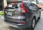 Selling Grey Honda Cr-V 2016 in Quezon City-1