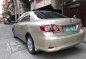 Selling Pearl White Toyota Corolla Altis 2011 in Mandaluyong-5