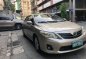 Selling Pearl White Toyota Corolla Altis 2011 in Mandaluyong-1