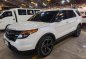 Selling Pearl White Ford Explorer 2015 in Pasig-3