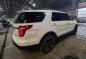 Selling Pearl White Ford Explorer 2015 in Pasig-8