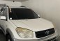 Pearl White Toyota RAV4 2004 for sale in Paranaque -0