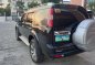 Black Ford Everest 2012 for sale in Manual-3