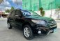 Black Hyundai Santa Fe 2012 for sale in Manila-2