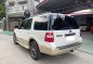 Selling White Ford Expedition 2011 in Bacoor-3