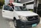 Selling Purple Toyota Hilux 2011 in Makati-8