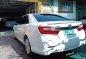 Pearl White Toyota Camry 2014 for sale in Automatic-4