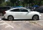 Pearl White Honda Civic 2017 for sale in Automatic-4