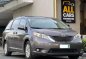 Purple Toyota Sienna 2011 for sale in Makati-7