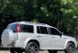 Purple Ford Everest 2014 for sale in Manual-3