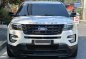 Pearl White Ford Explorer 2017 for sale in Automatic-1