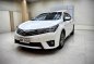 2016 Toyota Corolla Altis V 1.6 White Pearl  in Lemery, Batangas-8