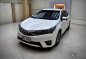 2016 Toyota Corolla Altis V 1.6 White Pearl  in Lemery, Batangas-21