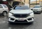 Pearl White Honda Civic 2017 for sale in Automatic-3