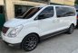 Sell White 2010 Hyundai Grand starex in Las Piñas-5