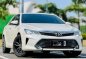 Selling White Toyota Camry 2016 in Makati-1