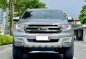 Selling White Ford Everest 2017 in Makati-0