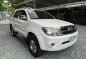 Selling White Toyota Fortuner 2006 in Caloocan-1