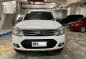 Selling White Ford Everest 2015 in Makati-1