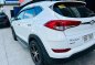 White Hyundai Tucson 2017 for sale in Automatic-4