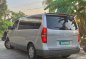 Selling White Hyundai Grand starex 2010 in Manila-5