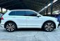 White Volkswagen Tiguan 2018 for sale in Automatic-1
