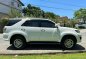 Selling White Toyota Fortuner 2014 in Las Piñas-4