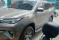 Selling White Toyota Fortuner 2018 in Manila-3