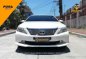 Selling Pearl White Toyota Camry 2013 in Manila-7