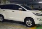 Selling White Toyota Innova 2017 in Manila-7