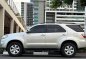 Selling White Toyota Fortuner 2011 in Makati-6