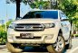 White Ford Everest 2017 for sale in Makati-2