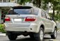 Selling White Toyota Fortuner 2011 in Makati-2