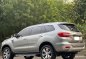 White Ford Everest 2018 for sale in Automatic-5