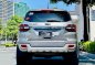 Selling White Ford Everest 2017 in Makati-3