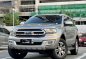 White Ford Everest 2017 for sale in Automatic-6