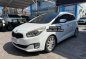 White Kia Carens 2014 for sale in Automatic-8