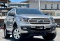 White Ford Everest 2016 for sale in Makati-0