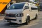 Sell Pearl White 2016 Toyota Hiace Super Grandia in Manila-0