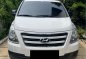 Selling White Hyundai Starex 2018 in Quezon City-0
