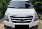 Selling White Hyundai Starex 2018 in Quezon City-0