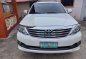 Selling White Toyota Fortuner 2012 in Makati-3