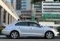 Selling Silver Volkswagen Jetta 2017 in Makati-8