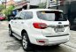 Selling White Ford Everest 2016 in Pasig-3