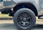 Selling White Toyota Hilux 2018 in Las Piñas-4