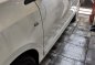 Selling White Toyota Yaris 2016 in Manila-2