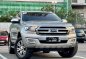 White Ford Everest 2017 for sale in Makati-0